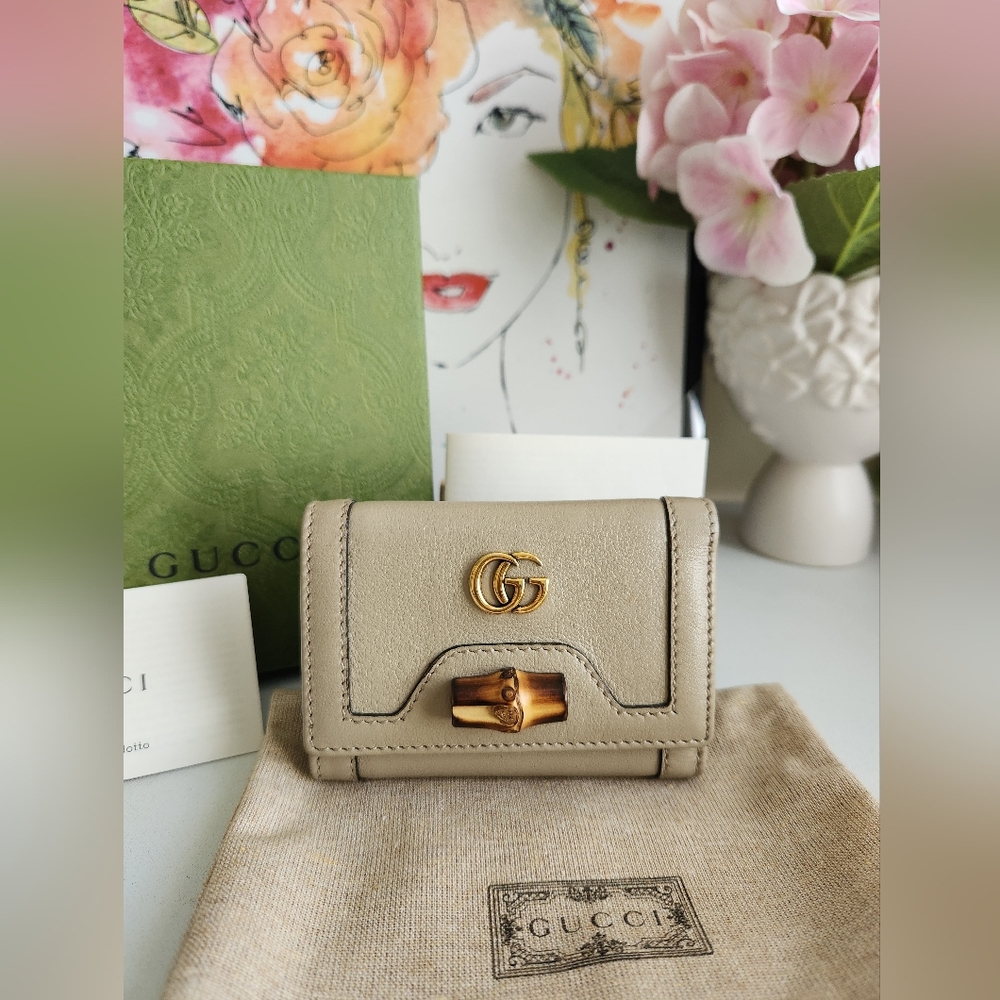 🔥 GUCCI Bamboo GG Marmont Leather Trifold Compact Wallet